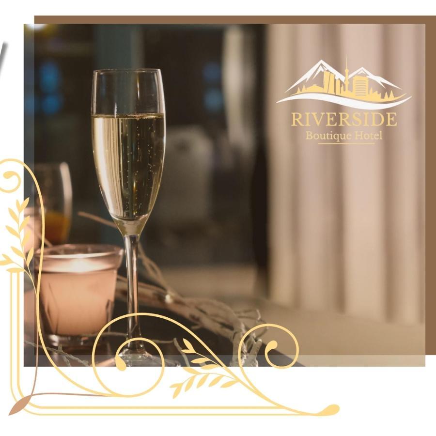 Riverside Boutique Hotel 알마티 외부 사진