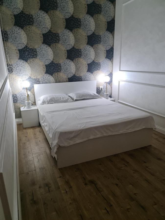 Riverside Boutique Hotel 알마티 외부 사진