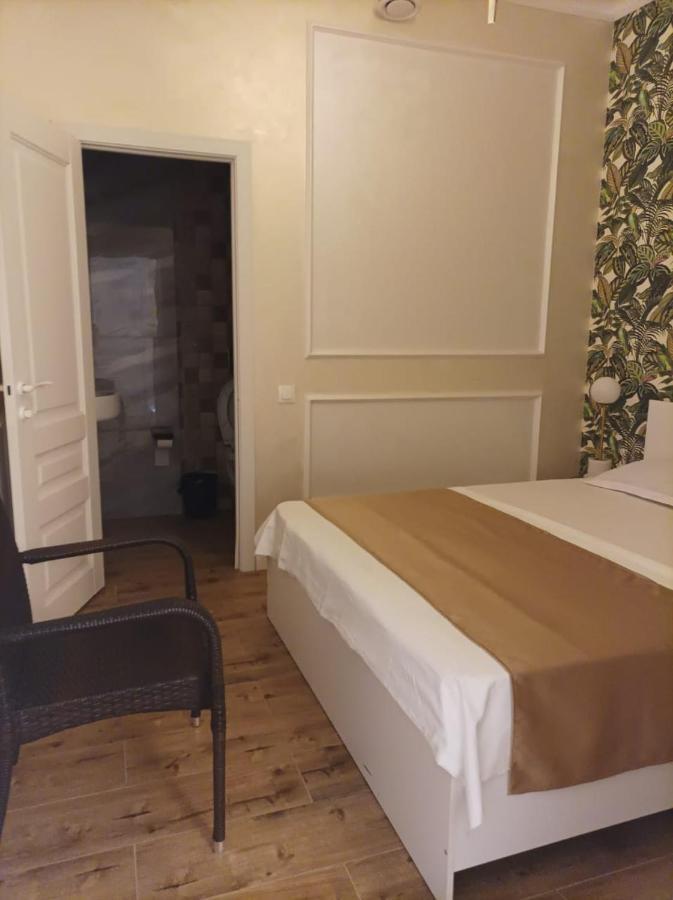 Riverside Boutique Hotel 알마티 외부 사진